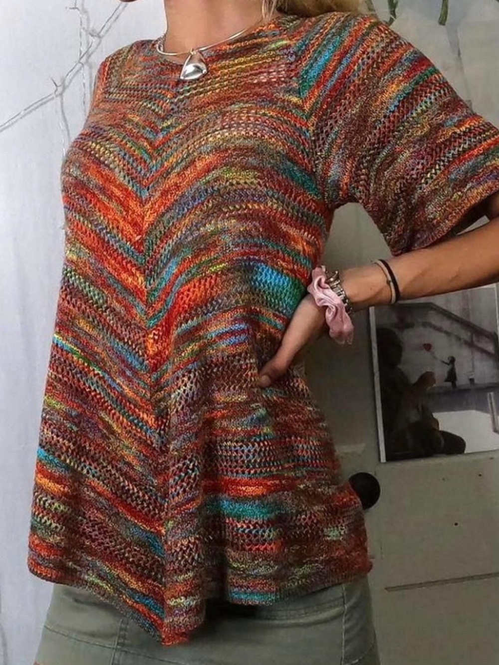 Multicolor ~ Knit ~ Short-Sleeved ~ Women's ~Top ~ Size Large ~ Great Condition